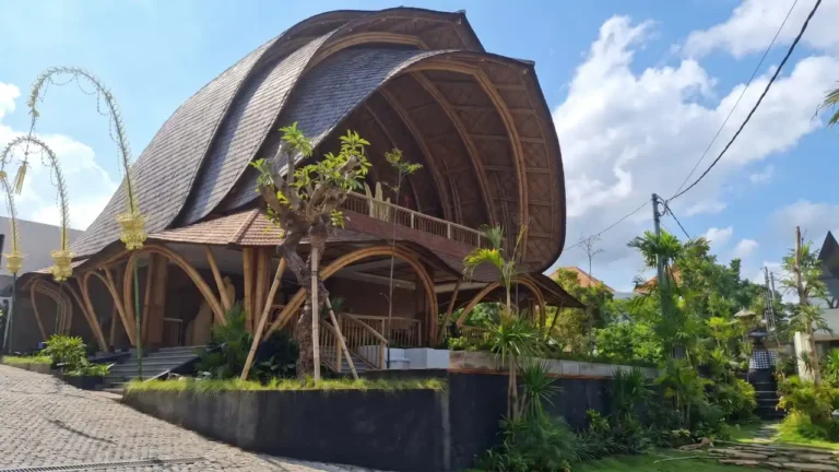 Lokalé hospitality venue exterior in Pererenan, Canggu — sculptural bamboo architecture with interiors and exterior fit-out by Bali Best Design